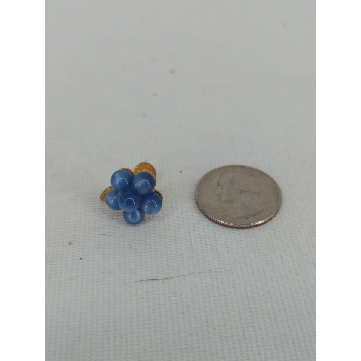 Vintage Mid Century Cobalt Cluster Bead Screw Back Earrings Retro French Country
