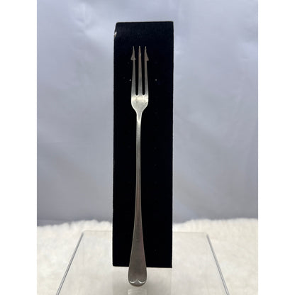 Pickle Fork Daniel and Arter Lion Passant Crown