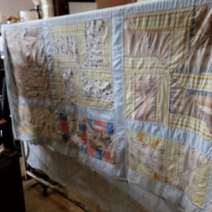 Vintage Handmade Quilt Queen 73" X 96" Bedspread Blanket Farmhouse Cabin