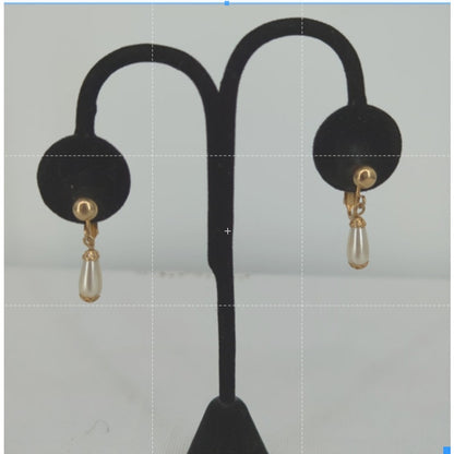 Sarah Sara Coventry goldtone drop faux pearl clip on earrings