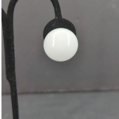 Vintage White Round Flat Disc Screw Back Earrings Retro Jewelry