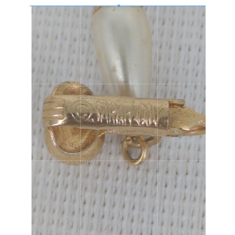 Sarah Sara Coventry goldtone drop faux pearl clip on earrings