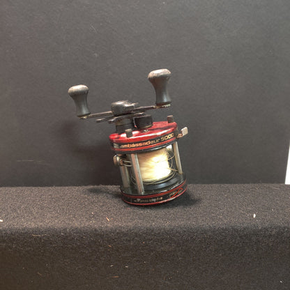 Fishing REEL Abu Garcia Ambassadeur 5000 baitcasting with box used