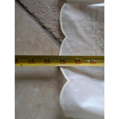 Vintage plastice WIPEABLE oval table cloth faux embroidery pattern 55" x 88"