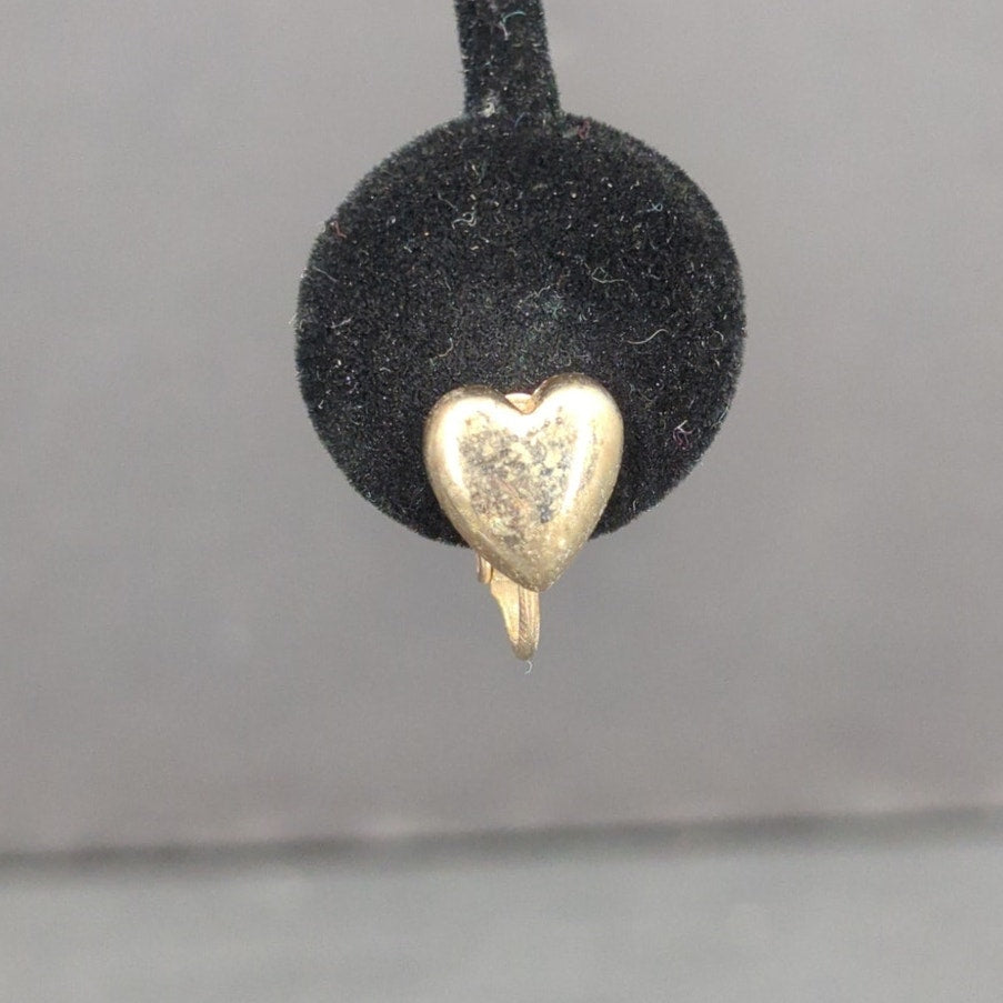 Vintage Cream Gold Tone Heart Clip On Earrings Mid Century Glam Minimalist