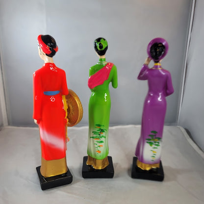 Set of 3 Vietnamese women Tradional Dress Vietnam figurines