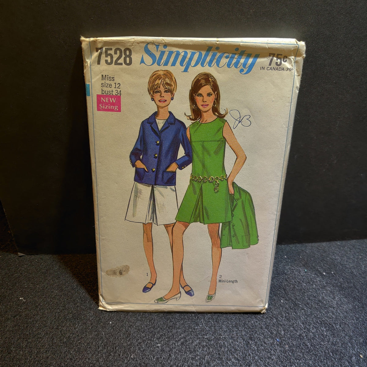 Vintage Sewing pattern Simplicity 7528 MISS Size 12