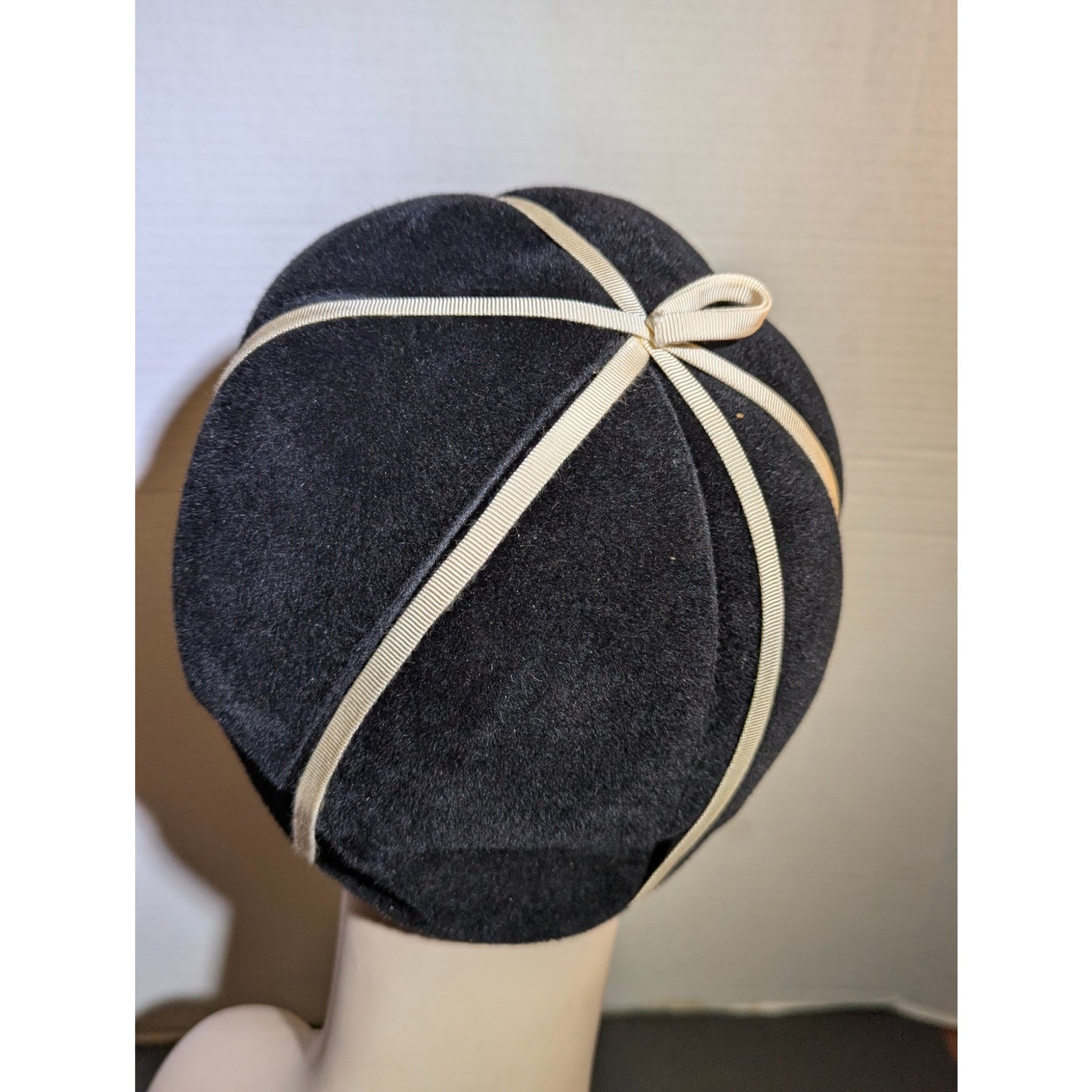 Vintage 50s Merrimac Deluxe Velour Fur Felt Beret Pillbox Hat Black Mod
