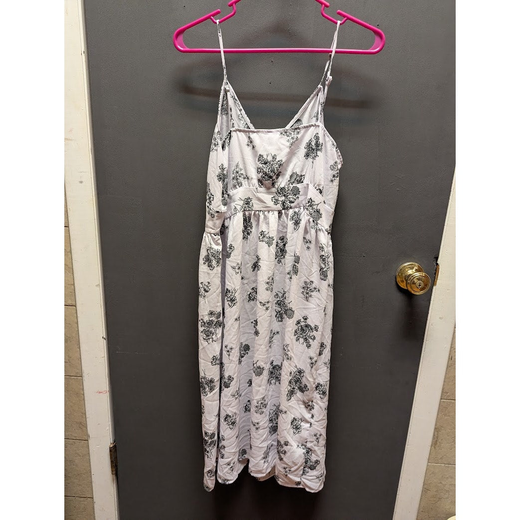 Chelsea 28 Floral Smocked-Back Midi Dress Size Medium NEW Casual Summer