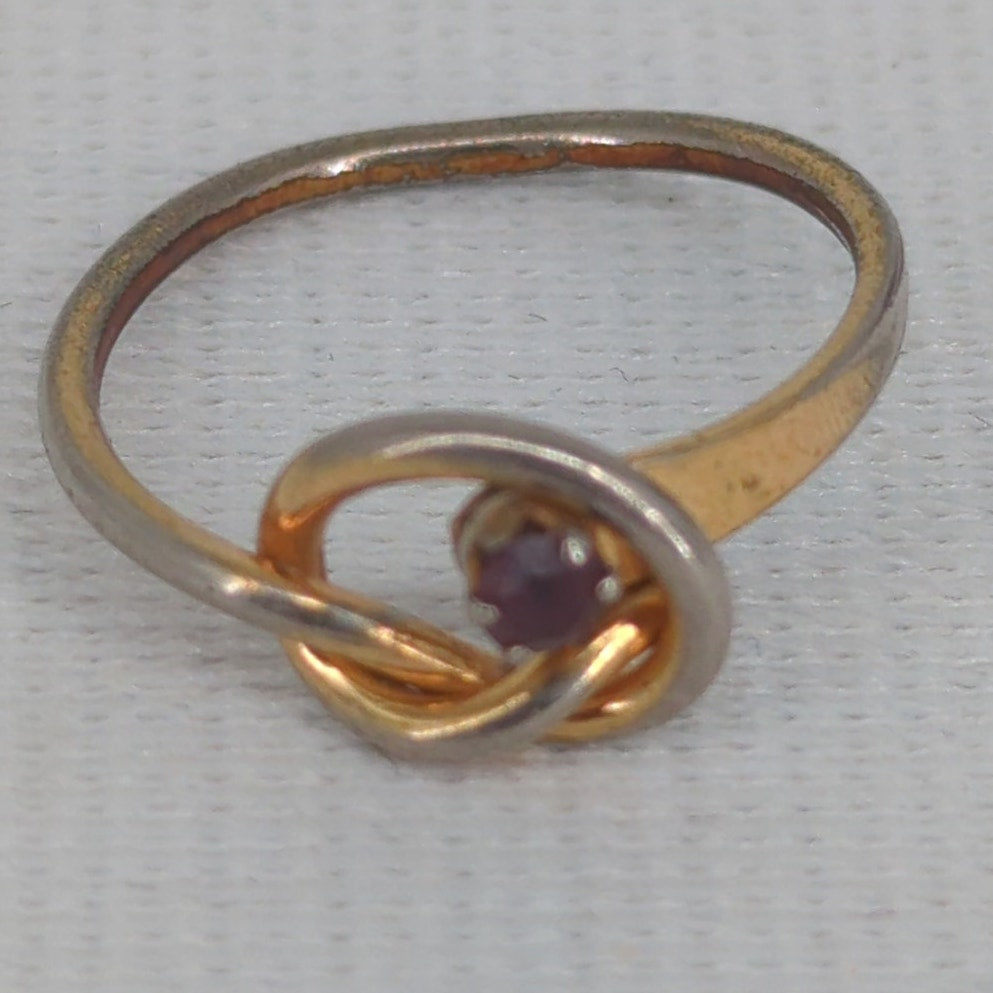 Vintage Retro Mid-Century Two-Tone Gold Tone Ruby Red Gemstone Fashion Ring