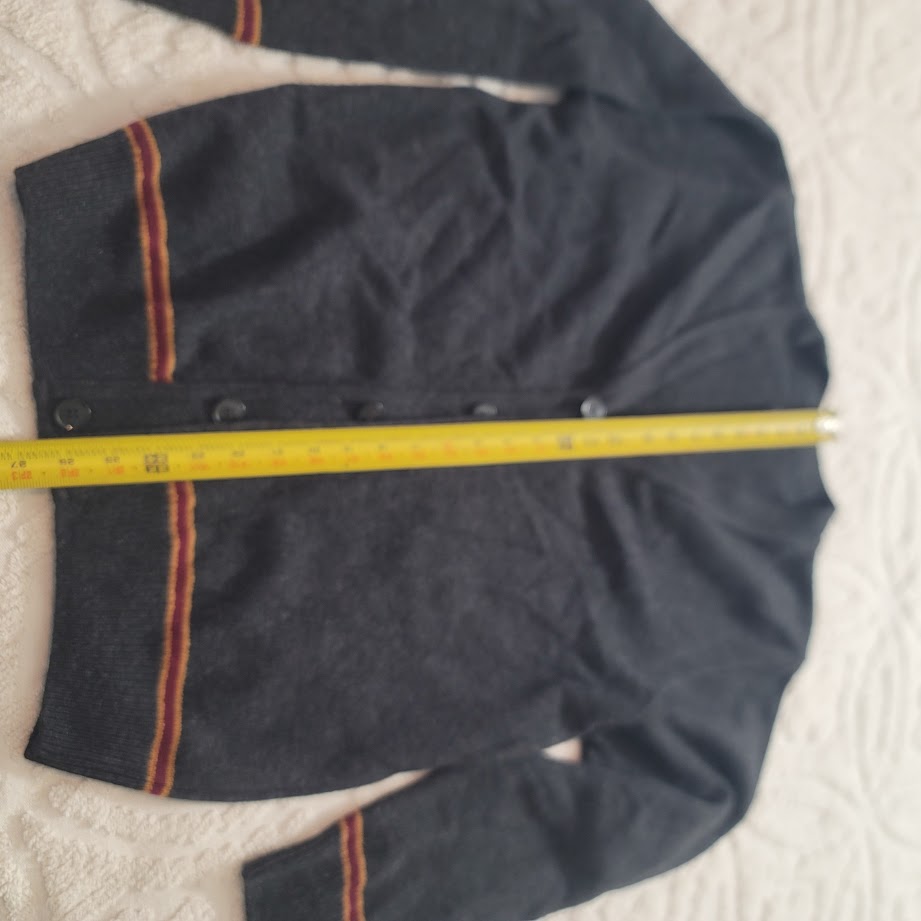 Lochaven of Scotland Medium Grey Wool Harry Potter Gryffindor Cardigan