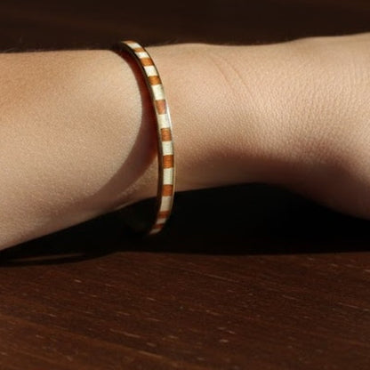 Vintage Brass & Cream Inlay Bangle Bracelet – Mid-Century Modern Minimalist