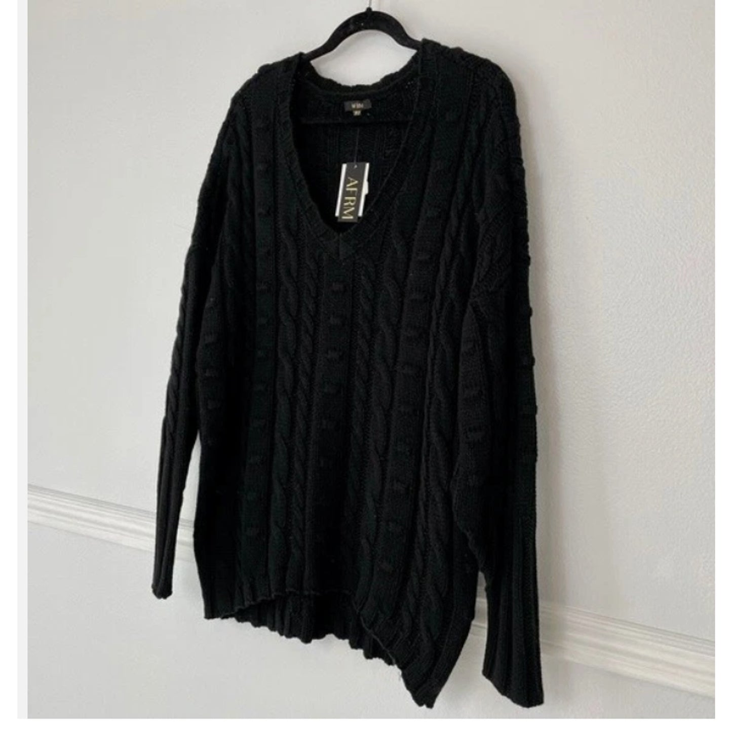 AFRM Sweater Women's Size M/L Black Pullover Cable-Knit V-Neck Oversize NWT gotH