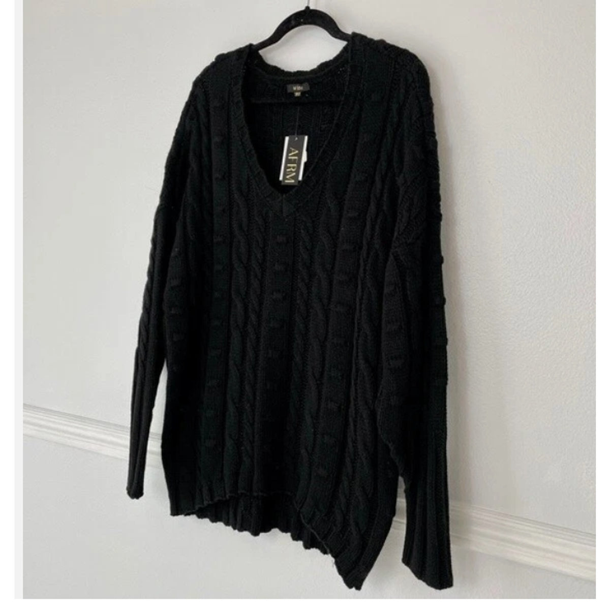 AFRM Sweater Women's Size M/L Black Pullover Cable-Knit V-Neck Oversize NWT gotH