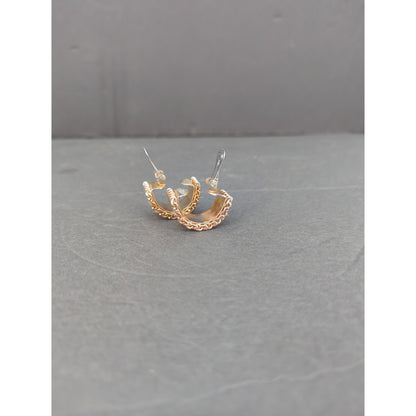 Vintage Gold Tone Woven Chain Textured Half Hoop Clip On Earrings MCM classice
