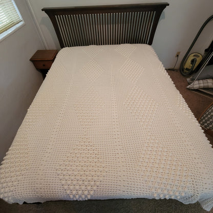 AMAZING handmade crochet blanket coverlet white geometric queen full bedspread