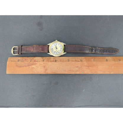 Vintage LA Express 33mm watch goldtone genuine leather watch Untested