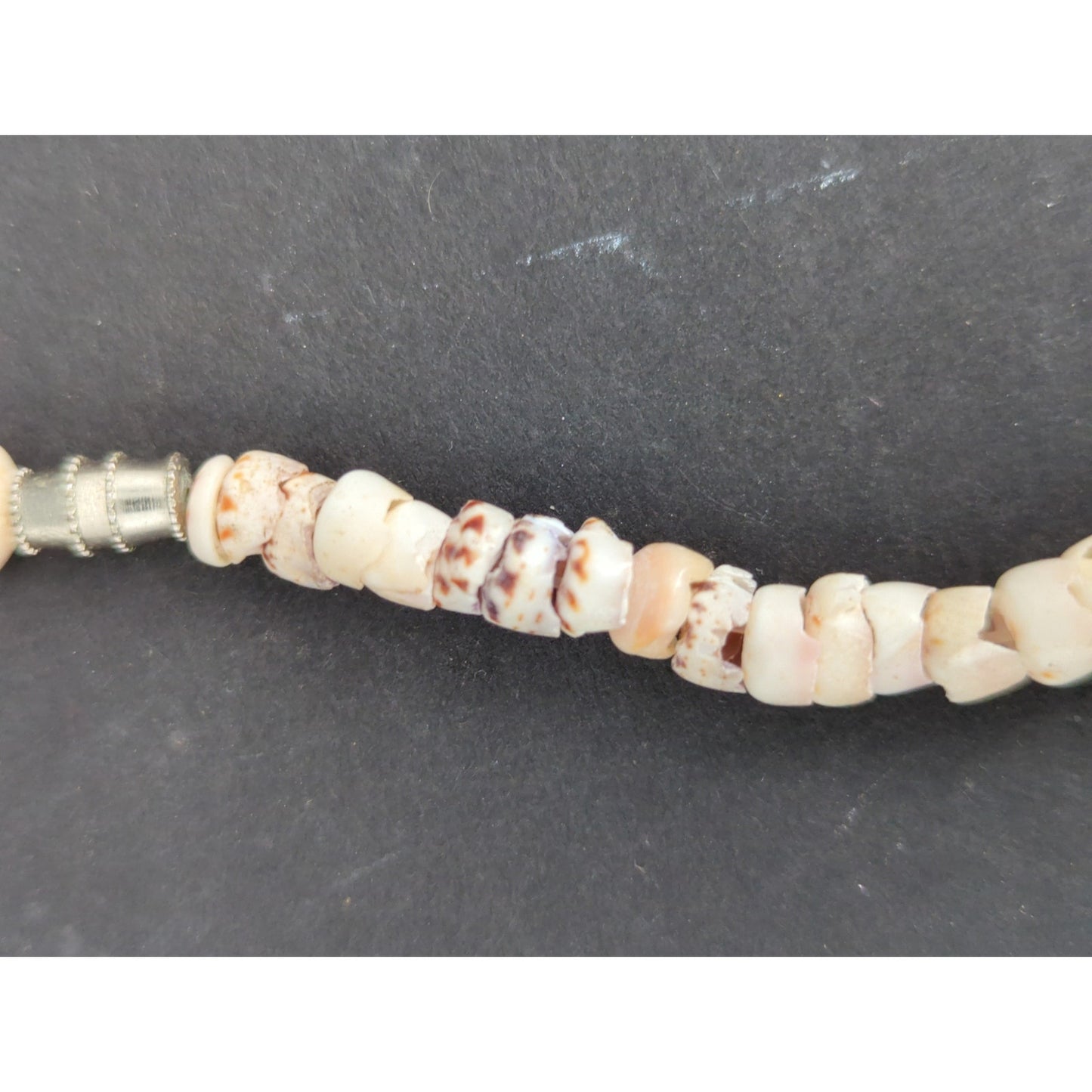 Vintage Natural White Puka Shell Disc Bead Necklace Boho Surfer Chic Beachy