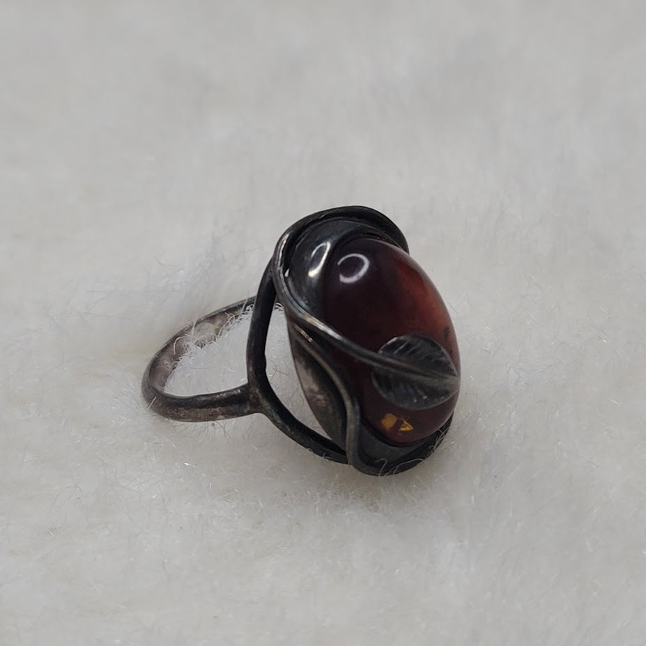 Vintage Navajo Modernist Baltic Amber & .925 Silver Ring