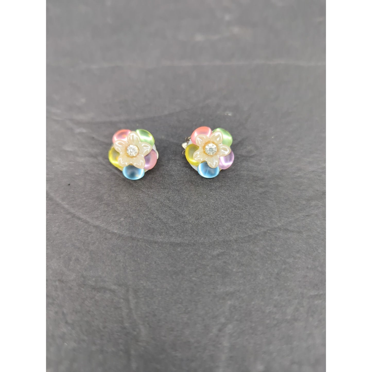 Vintage Pastel Iridescent Lucite Flower ClipOn Earrings Retro Mid Century Modern