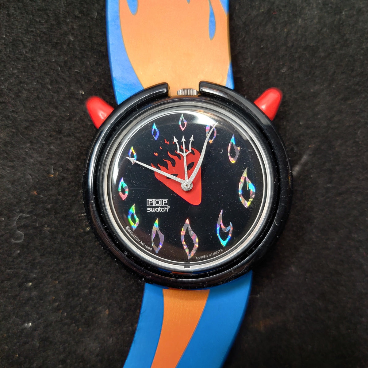 Swatch Vintage UNWORN midi pop "hot stuff" PMB103 Fall/Winter Devil