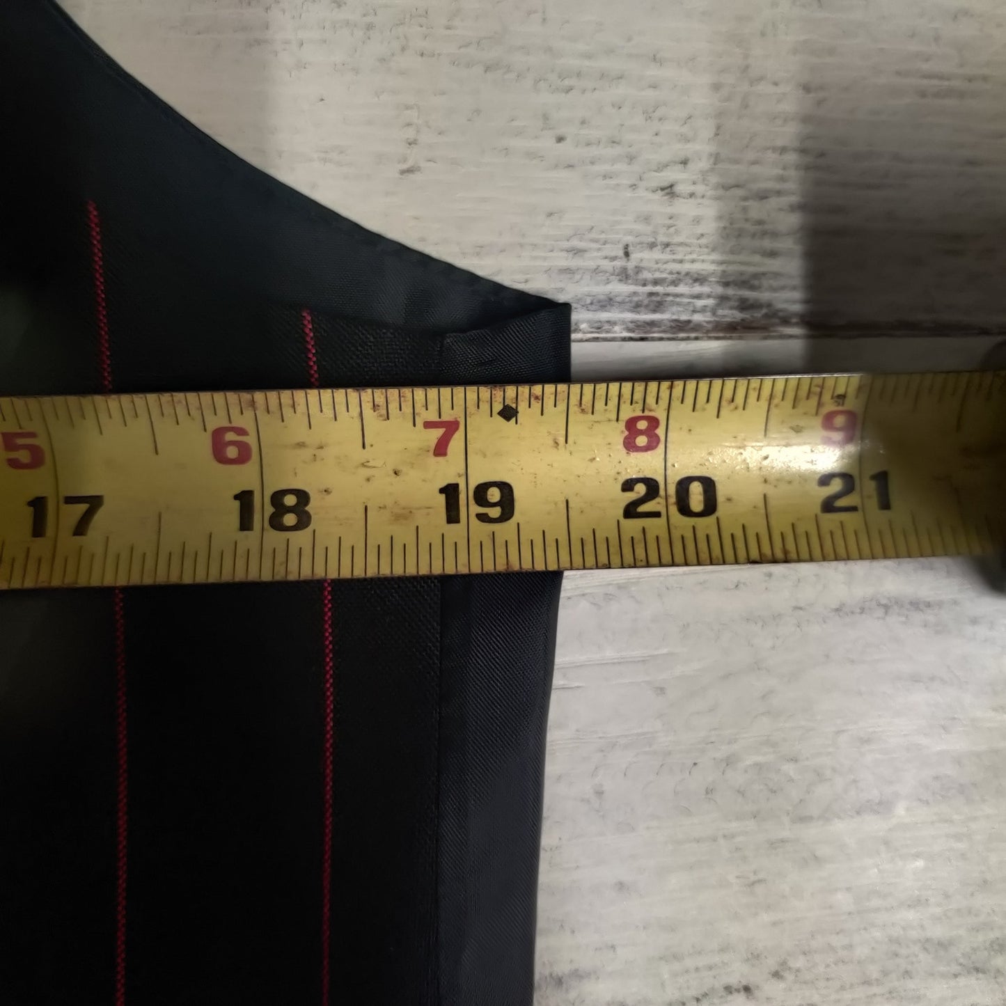 Vintage Mens SoHo Black Red Pinstripe 3 pc Suit 40R Jacket Pants Vest Dandy