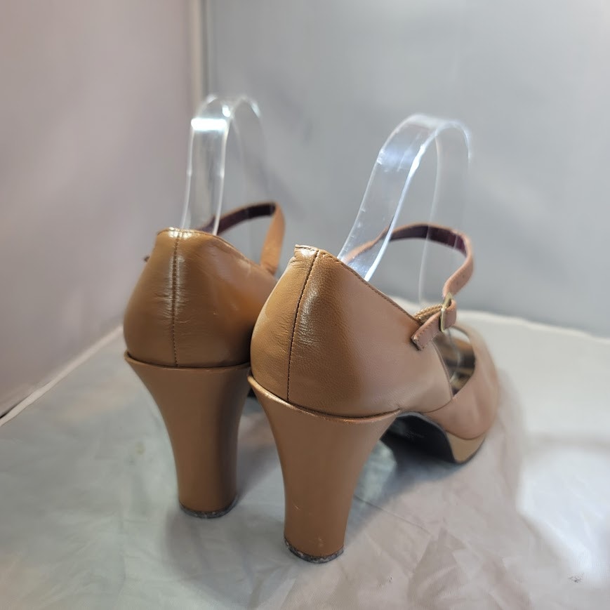 Nine West peep toe tan ankle strap heels Womens Shoes Size 10