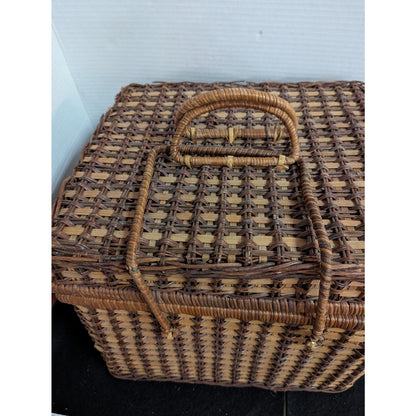 Vintage Woven Rattan Picnic Basket with Plastic Tableware Set