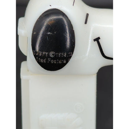 Vintage Peanuts Snoopy PEZ Dispenser Cream Stem White Feet