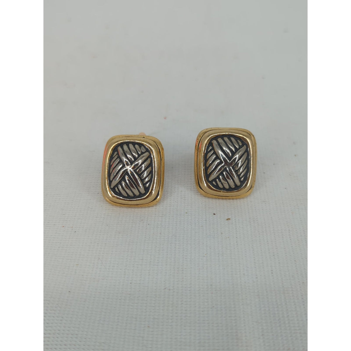 Vintage Two-Tone Mixed Metal Basketweave Door Knocker Clip On Earrings Glamour