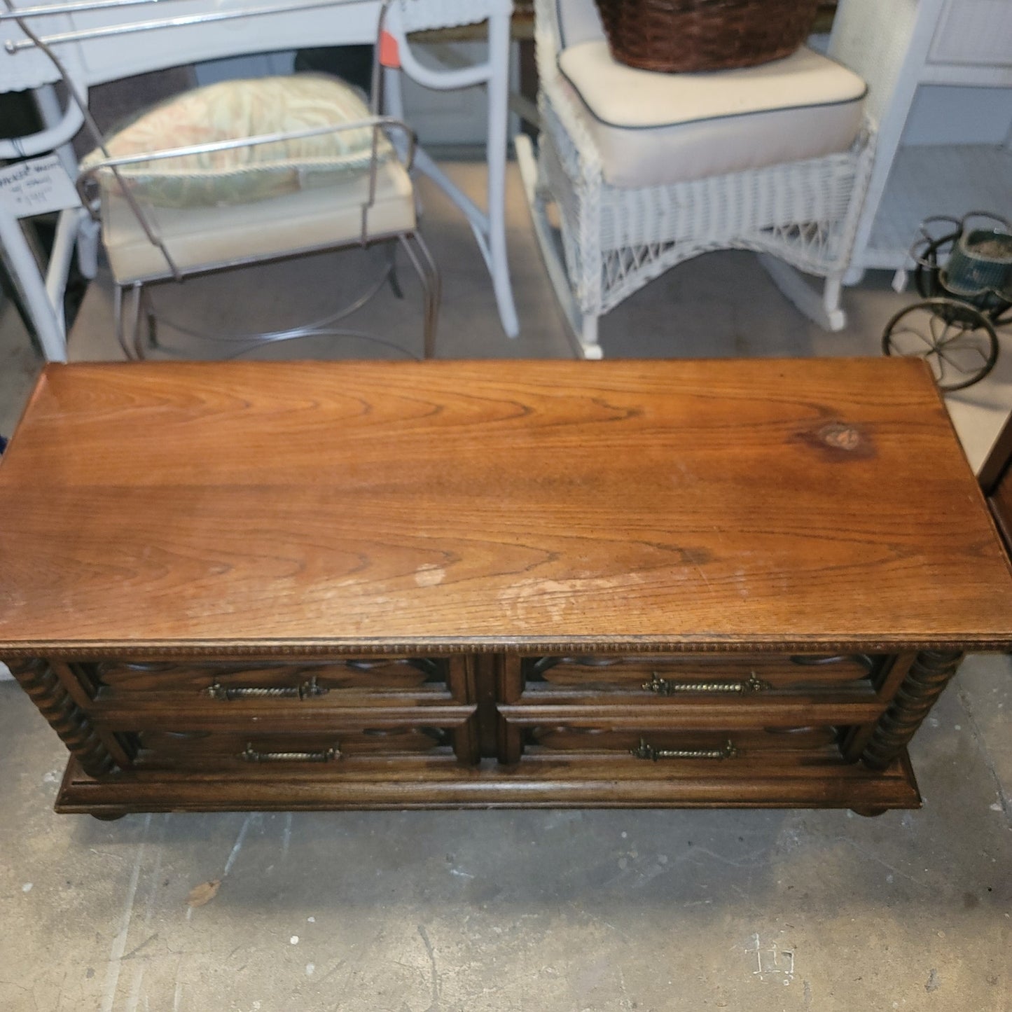 Secondhand Sandies: Lane Cedar line chest trunk bench