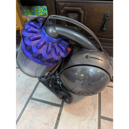 Dyson DC 39 Big Ball Canister Vacuum no attachments WORKS