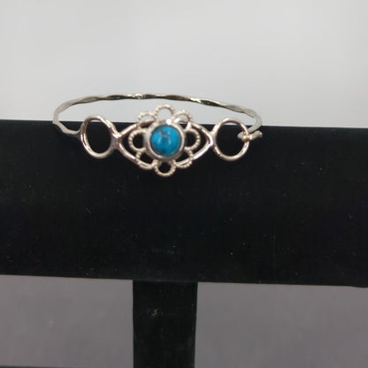 Vintage Fashion BRACELET Silver Tone faux Turquoise Center Wire flower motif