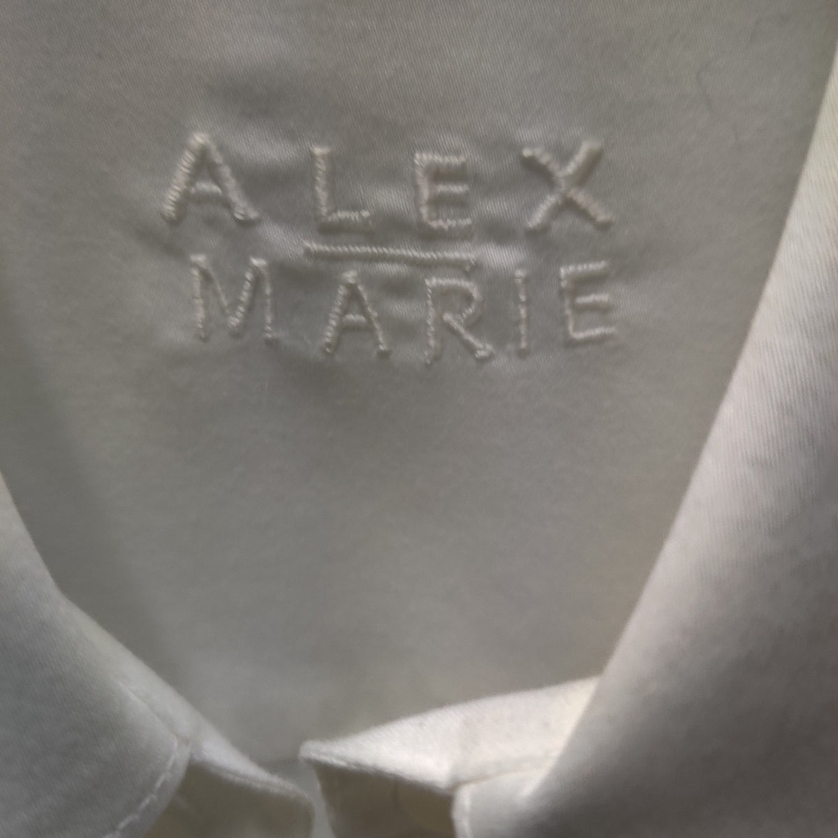 Alex Marie Wrinkle Free White Button Down Long Sleeve Classic Blouse Size 4