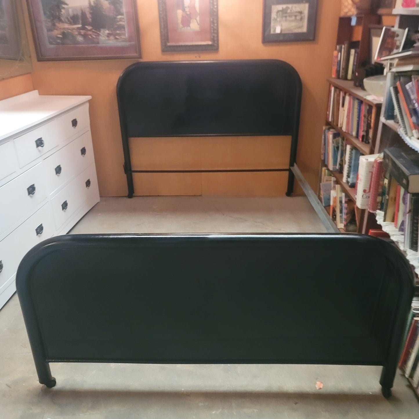 SECONDHAND SANDIES: antique black metall full size bed . Frame and rails. Freshly Painted