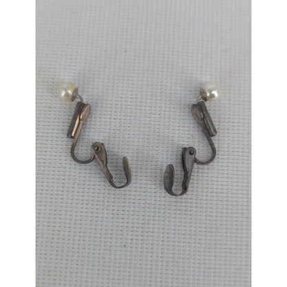 Vintage Pearl Clip-On Stud Earrings Dainty Retro Classic