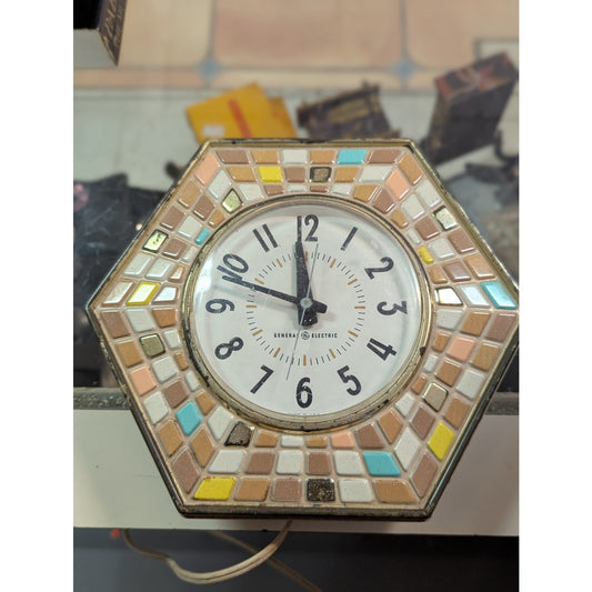 Vintage 1950's MCM General Electric G.E. 8" Mosaic Tile Wall Clock Model 2116 A