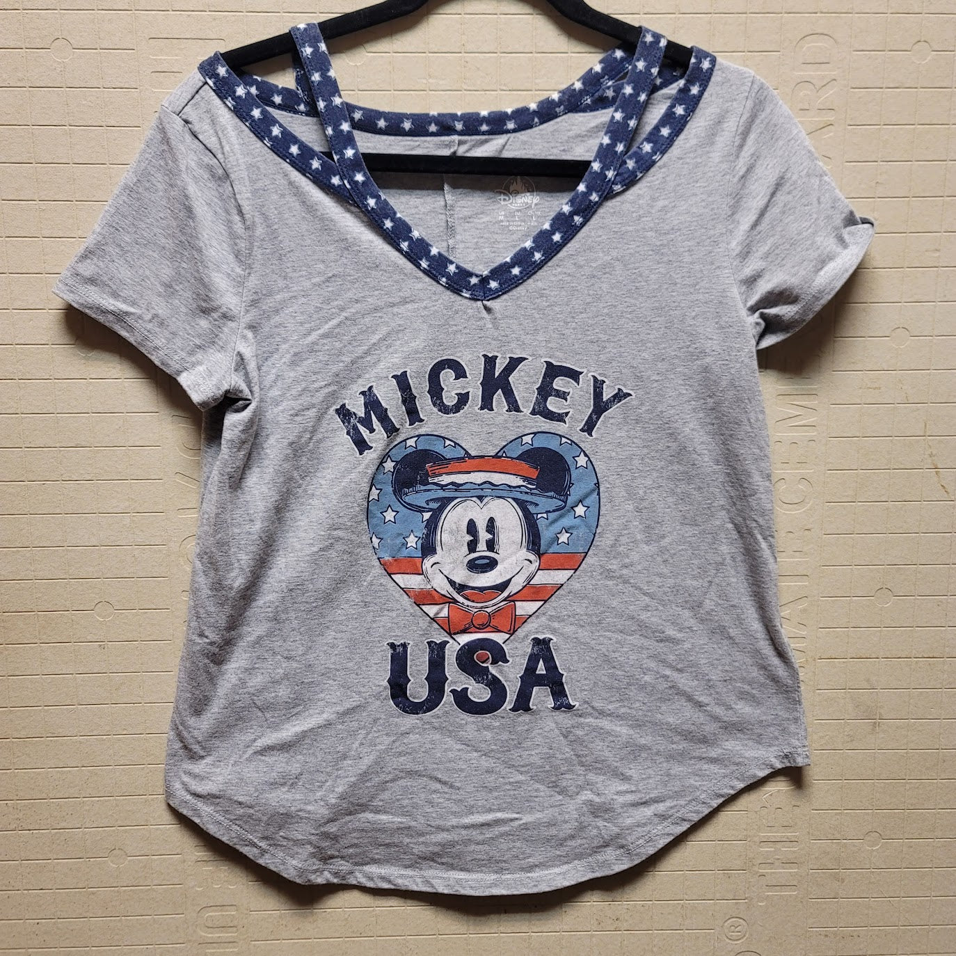 Disney Parks Size Medium Gray Blue White Short Sleeve Cotton