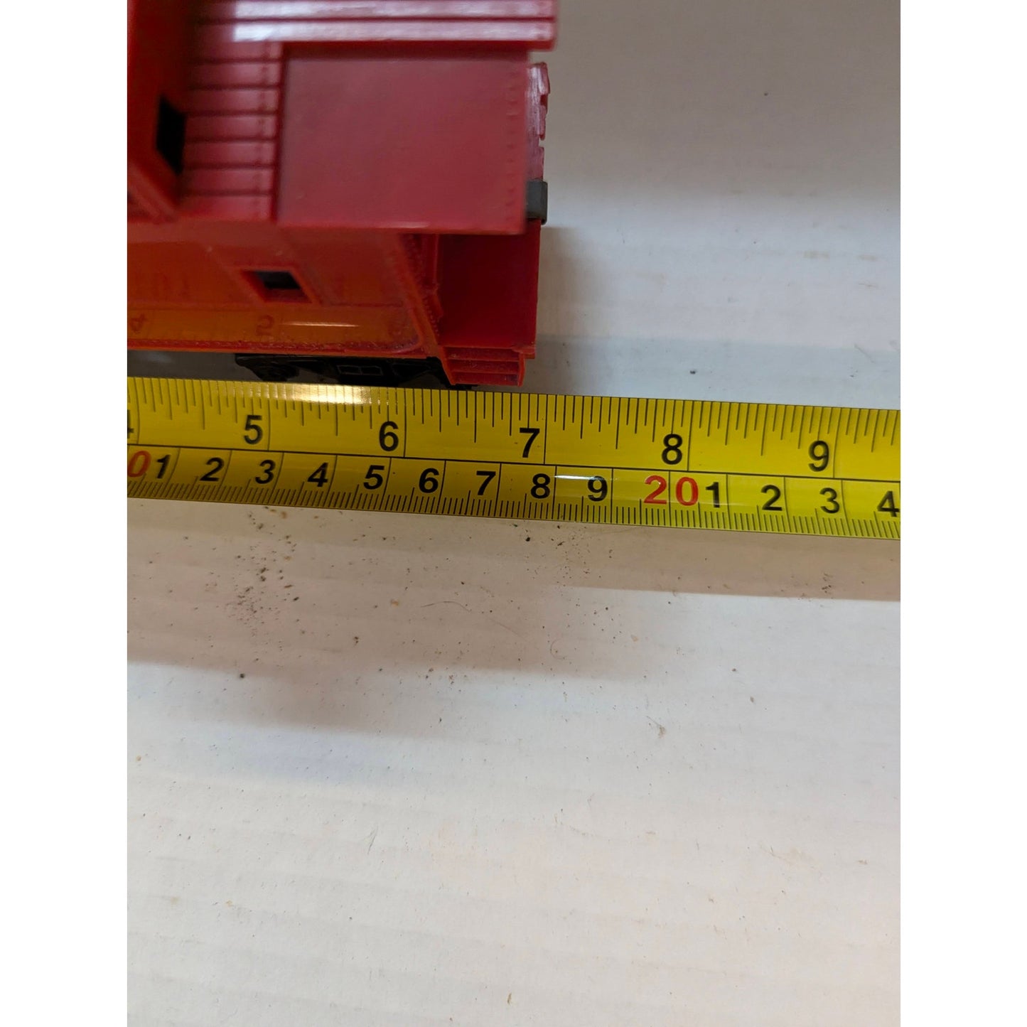 Vintage Red Model Train Caboose Car Metal Undercarriage Lionel #6017