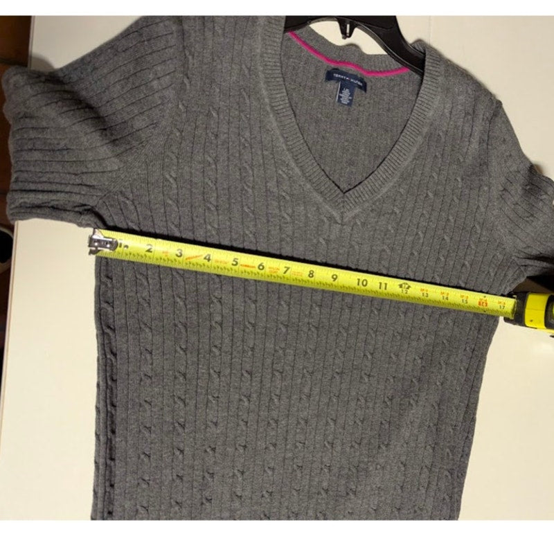 Vintage Tommy Hilfiger Dark Gray Ribbed V-Neck Sweater Size Large Preppy Career