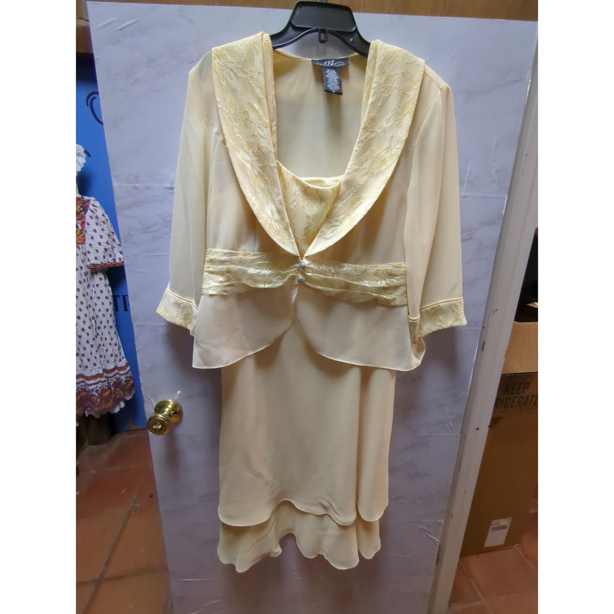 Vintage Size 16 Midnight Velvet 2 pc. Sleeveless Dress Sheer jacket Yellow Lace