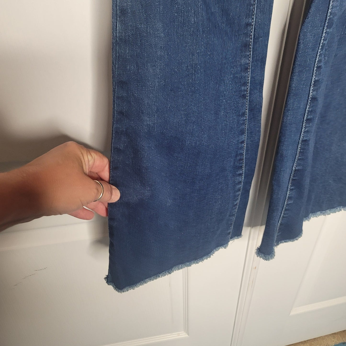 WBB Wanna Better Butt Blue Jean Flared Bell Size 1/25 Raw Hem Destroyed Long NEW