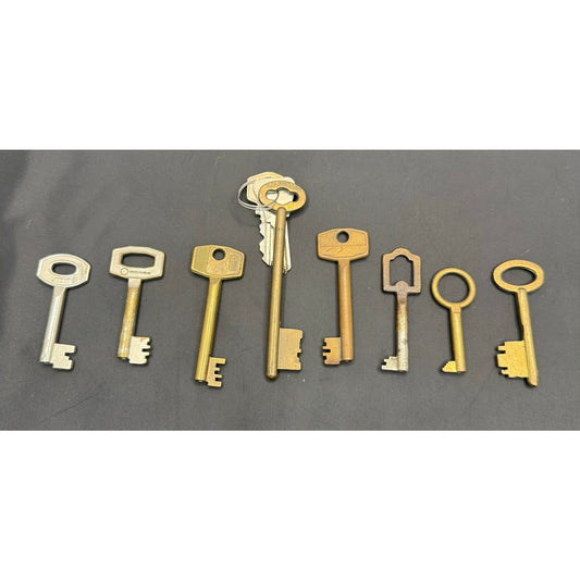 Vintage Brass Skeleton Key Lot Decorative Antique Furniture Keys Barrel LOT 10