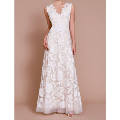 Tadashi Shoji Formal Gown Size 6 $998 CECILA GOWN ATI17370LBR-IVPTL