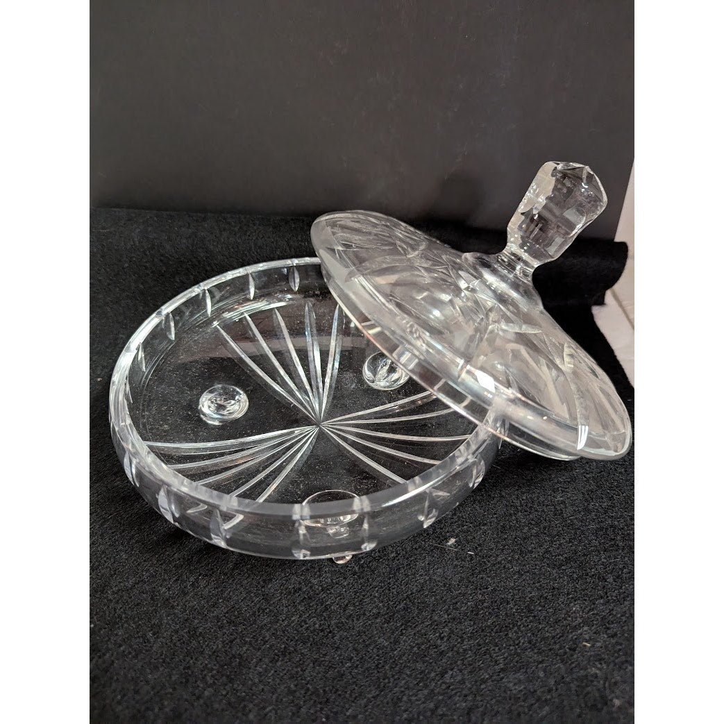 Vintage clear crystal lidded footed vanity powder bon bon candy dish cut pattern