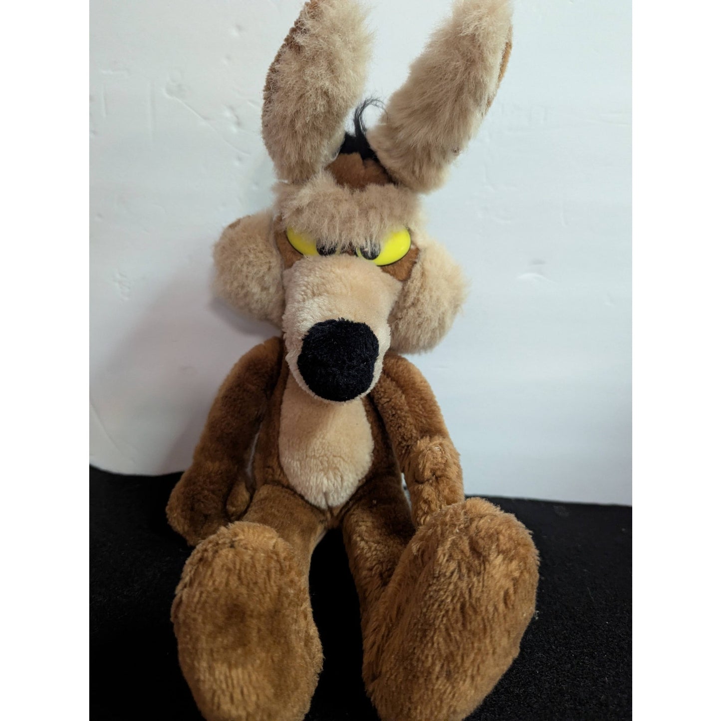 Vintage Mighty Star Wile E. Coyote Plush Warner Bros Looney Tunes Stuffed Animal