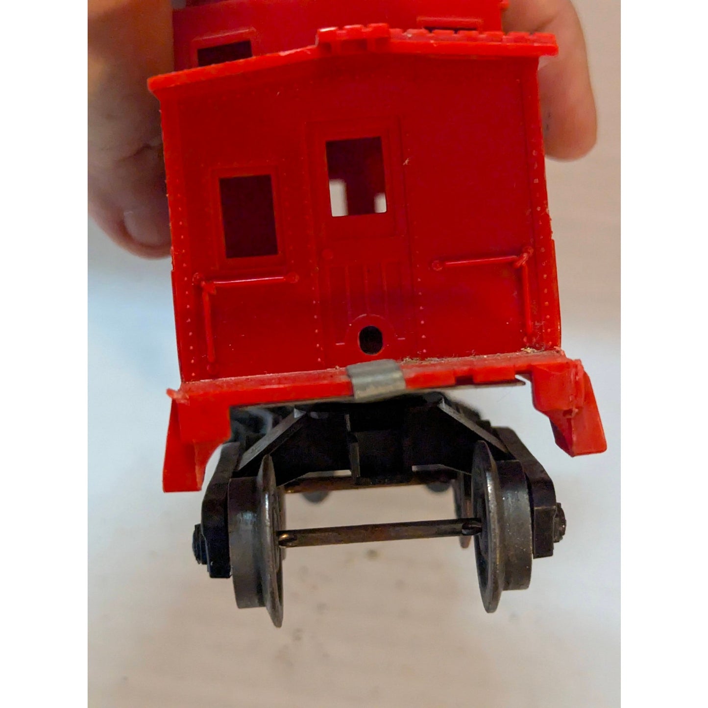Vintage Red Model Train Caboose Car Metal Undercarriage Lionel #6017