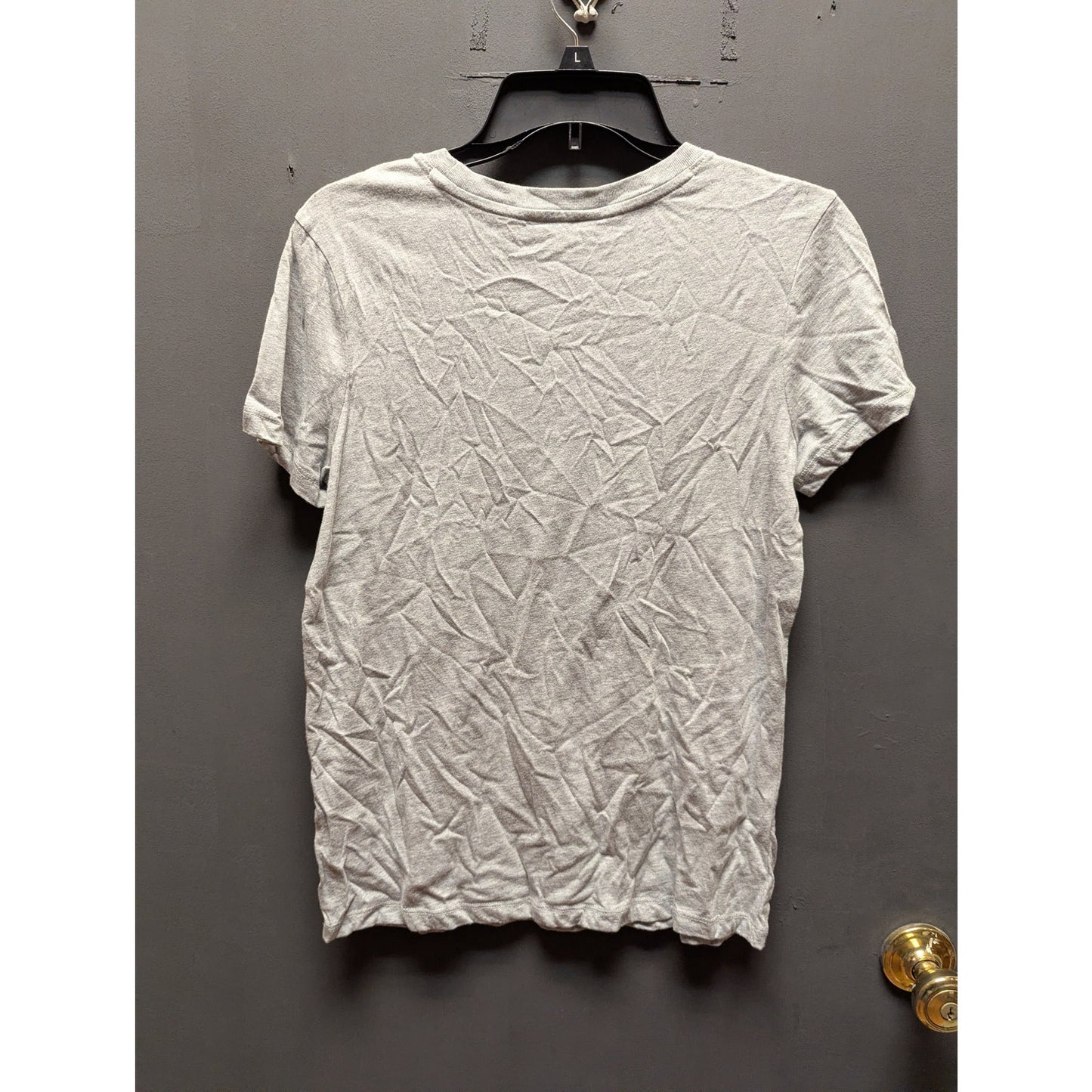 1901 Gray "Queen of the Pool" Graphic Short Sleeve T-Shirt Size Medium