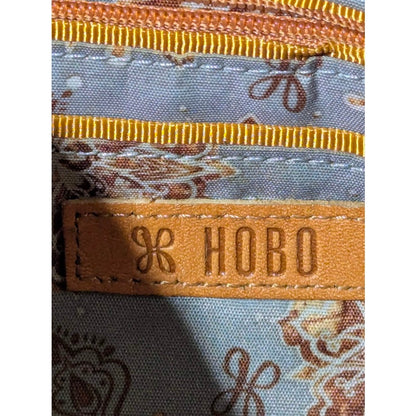Hobo Alice Red Smooth Leather Zip Wallet Wristlet Clutch Y2K Boho Minimalist