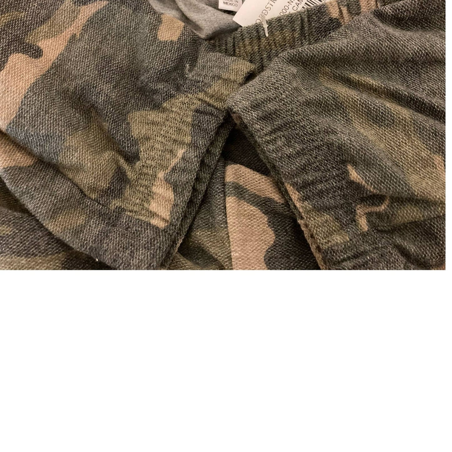 Socialite Women's Jogger Lounge Pants MEDIUM elastic waist Sage Camo NWT Pull-On